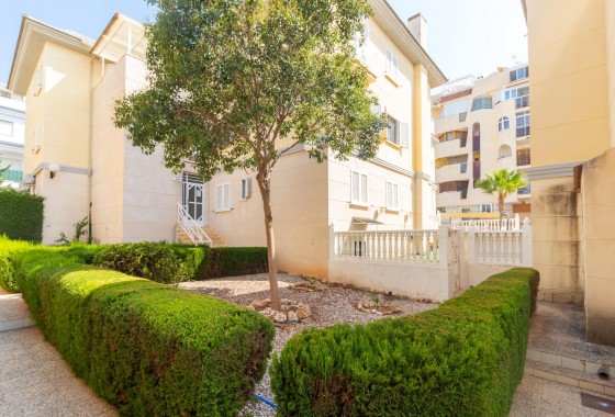 Resale - Apartment / flat - Torrevieja - La veleta