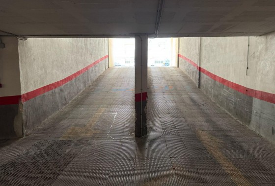 Reventa - Garaje - Torrevieja - Centro