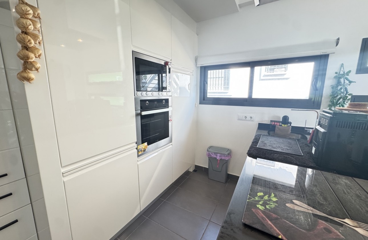 Resale - Villa - Villamartin