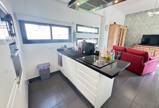 Resale - Villa - Villamartin