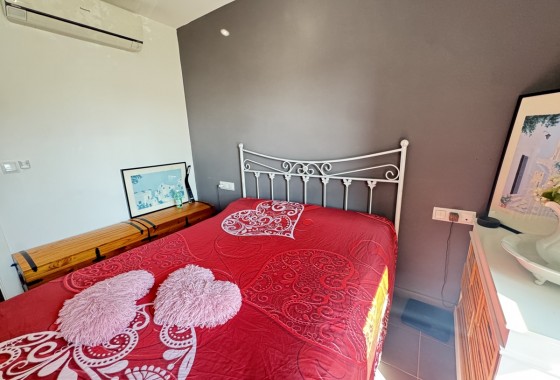 Resale - Villa - Villamartin