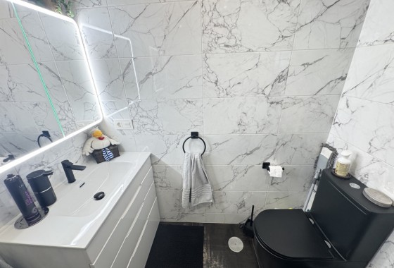 Resale - Villa - Villamartin