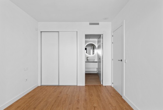 Resale - Apartment / flat - Villamartin