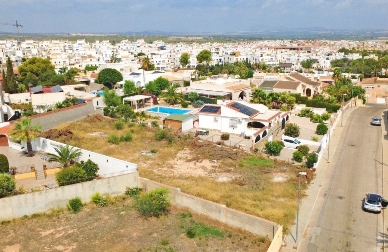 Revente - Parcelle / Terrain - Torrevieja - Los Balcones - Los Altos del Edén