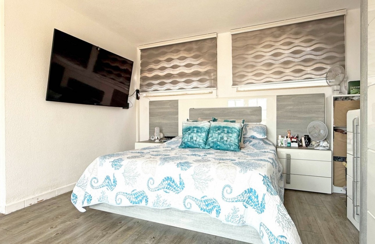 Revente - Villa - Orihuela Costa - Villamartín