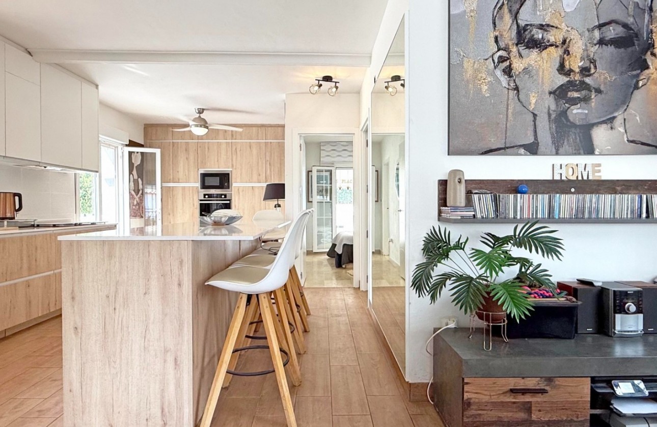 Revente - Villa - Orihuela Costa - Villamartín