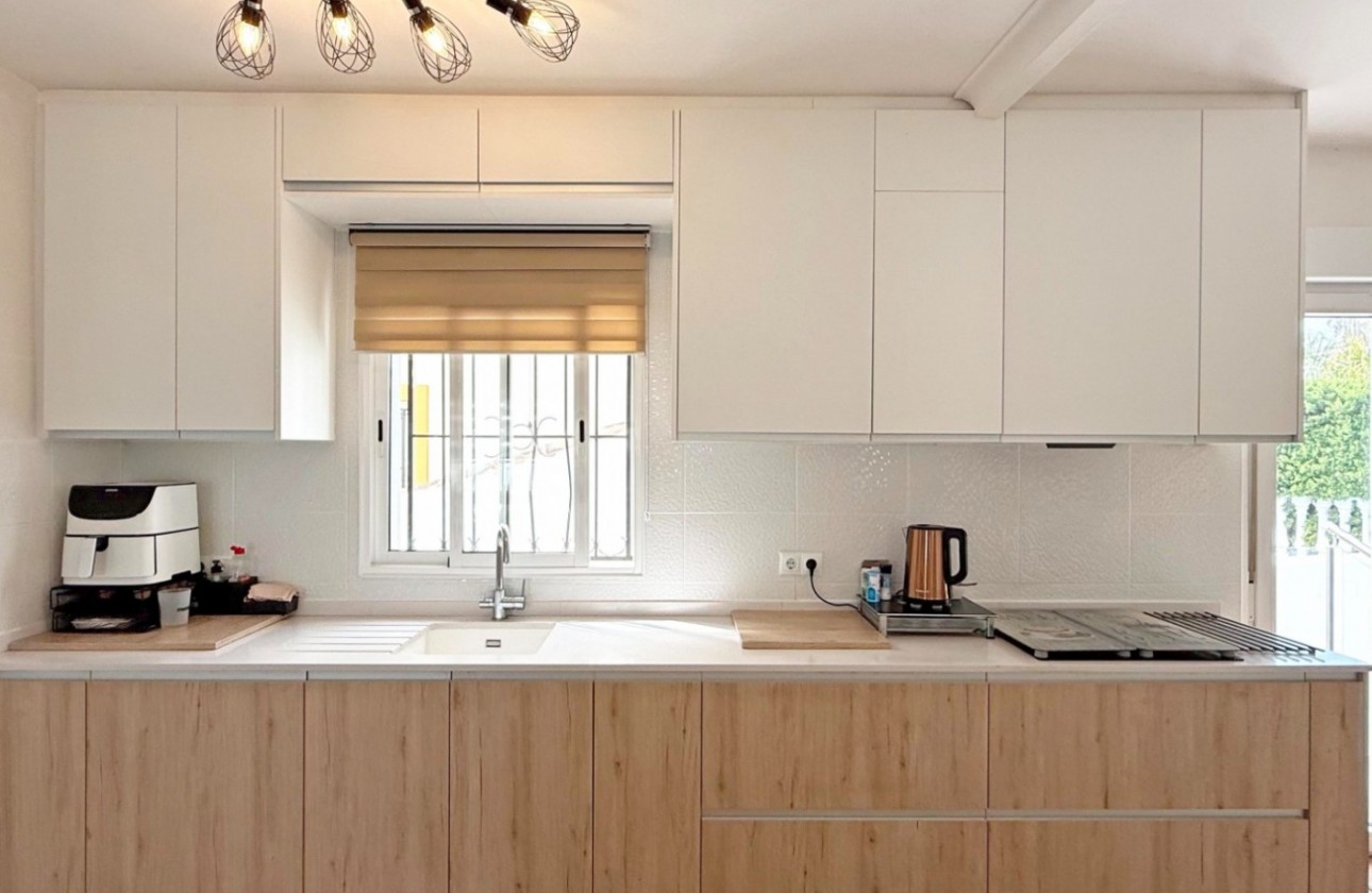 Revente - Villa - Orihuela Costa - Villamartín