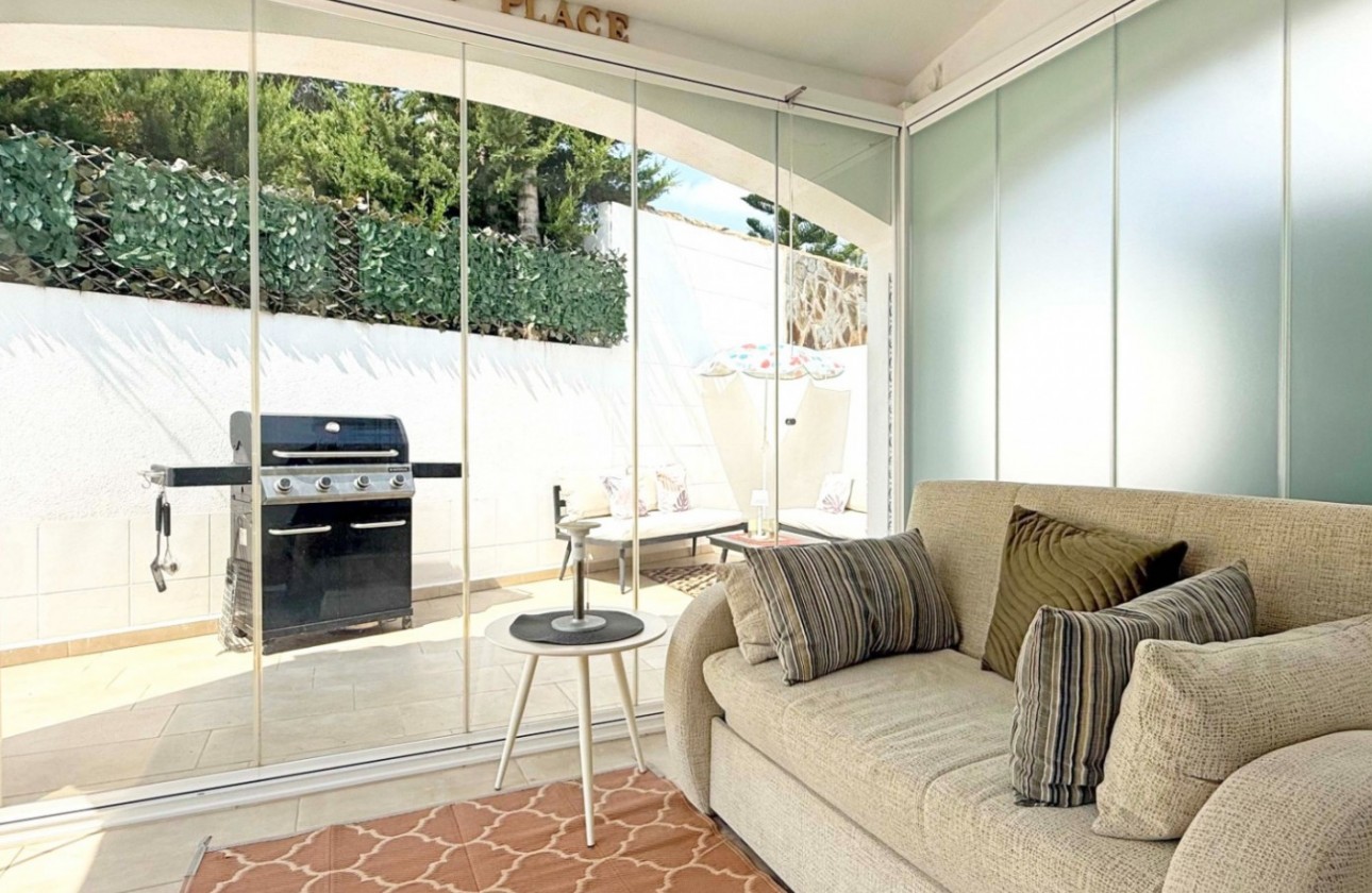 Revente - Villa - Orihuela Costa - Villamartín