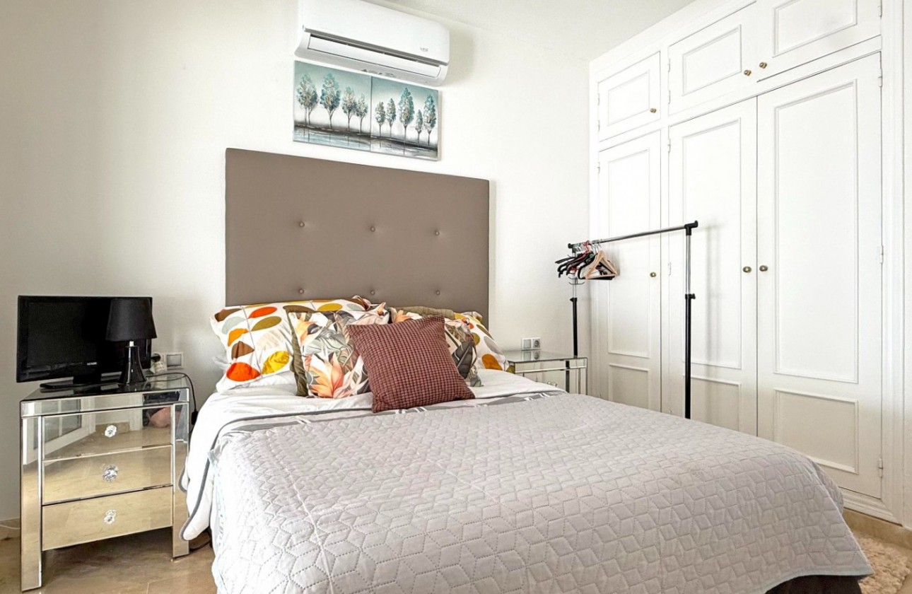 Revente - Villa - Orihuela Costa - Villamartín