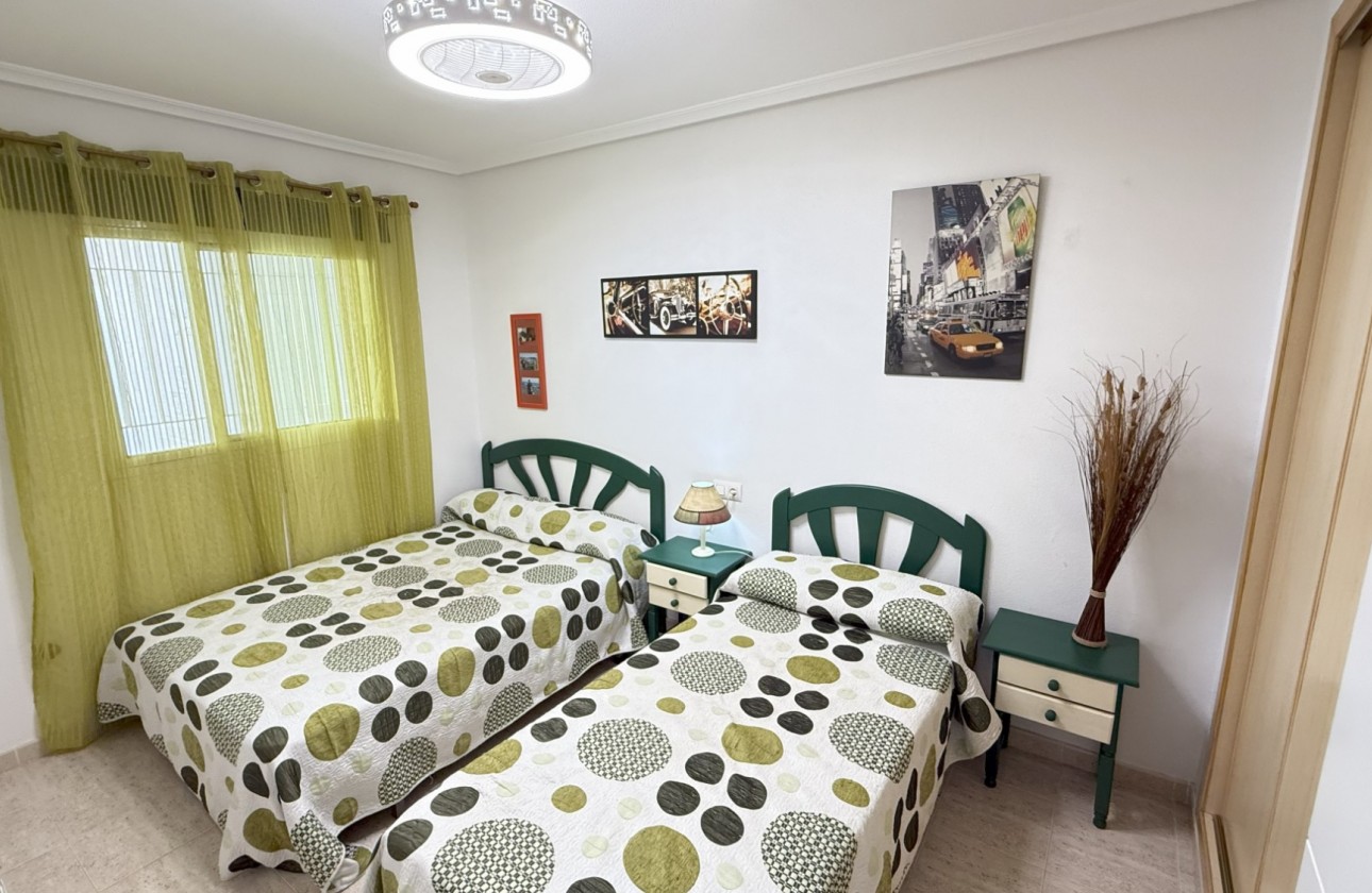 Revente - Appartement - Orihuela Costa - La Zenia
