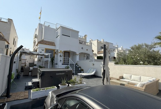 Revente - Villa - Orihuela Costa - La Zenia