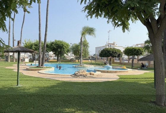 Revente - Villa - Orihuela Costa - La Zenia