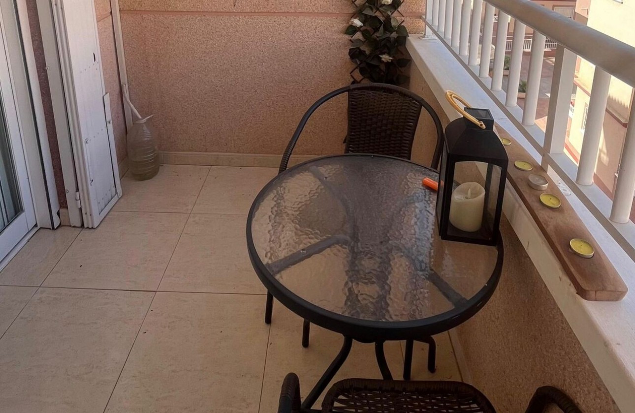 Resale - Apartment / flat - Algorfa