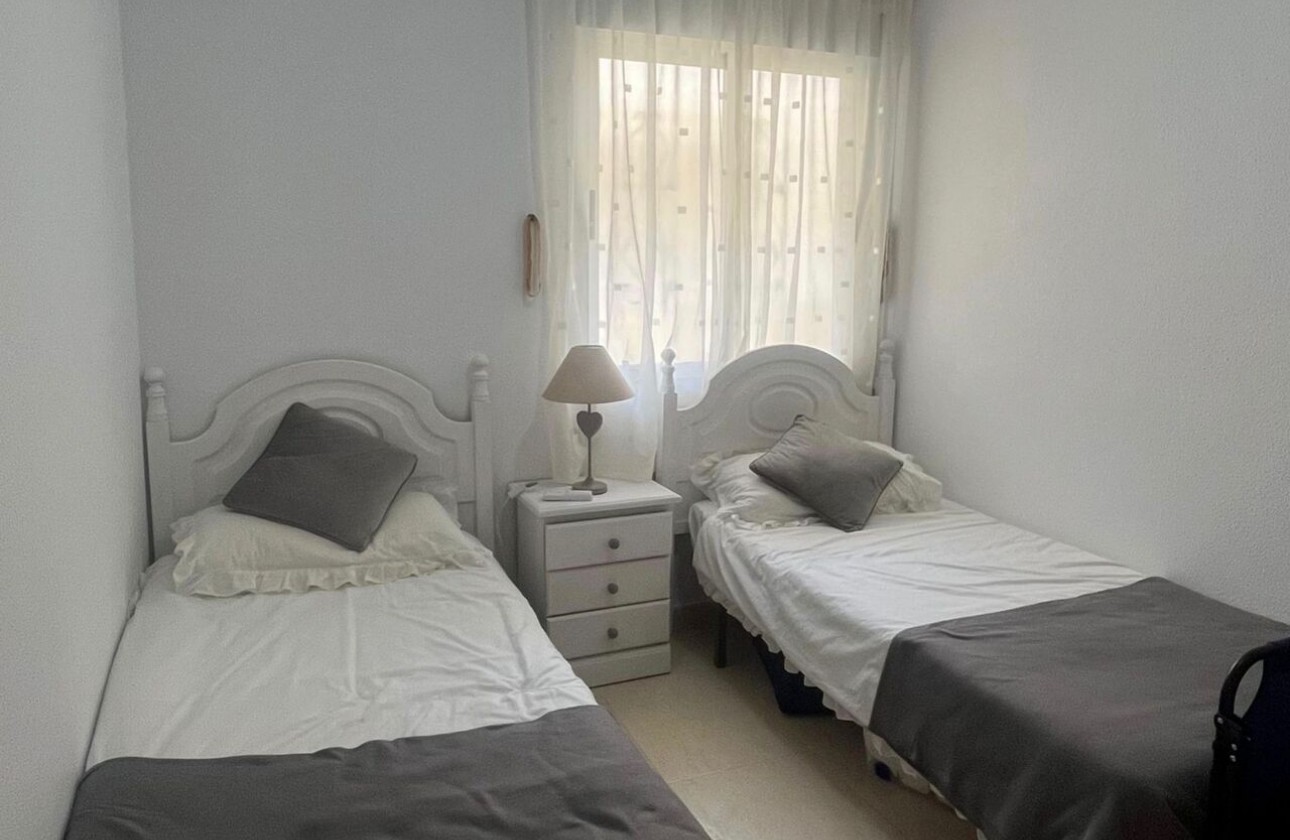 Resale - Apartment / flat - Algorfa