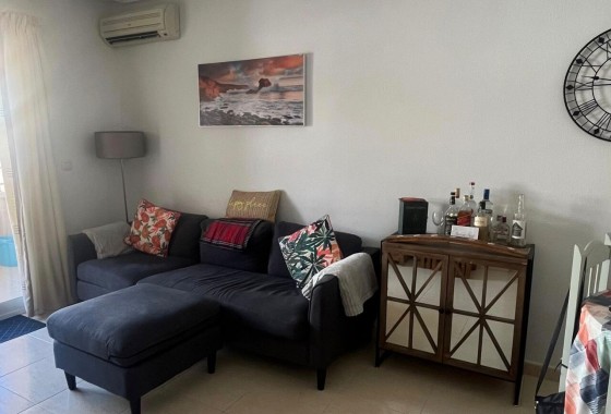 Resale - Apartment / flat - Algorfa