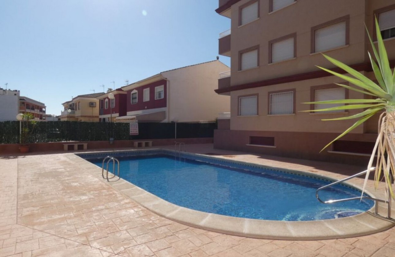 Resale - Apartment / flat - Algorfa