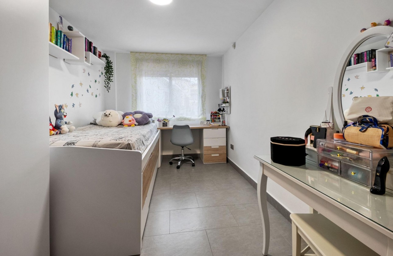 Resale - Villa - Rojales