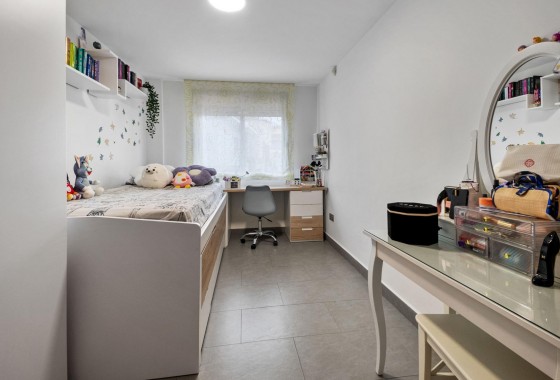 Resale - Villa - Rojales