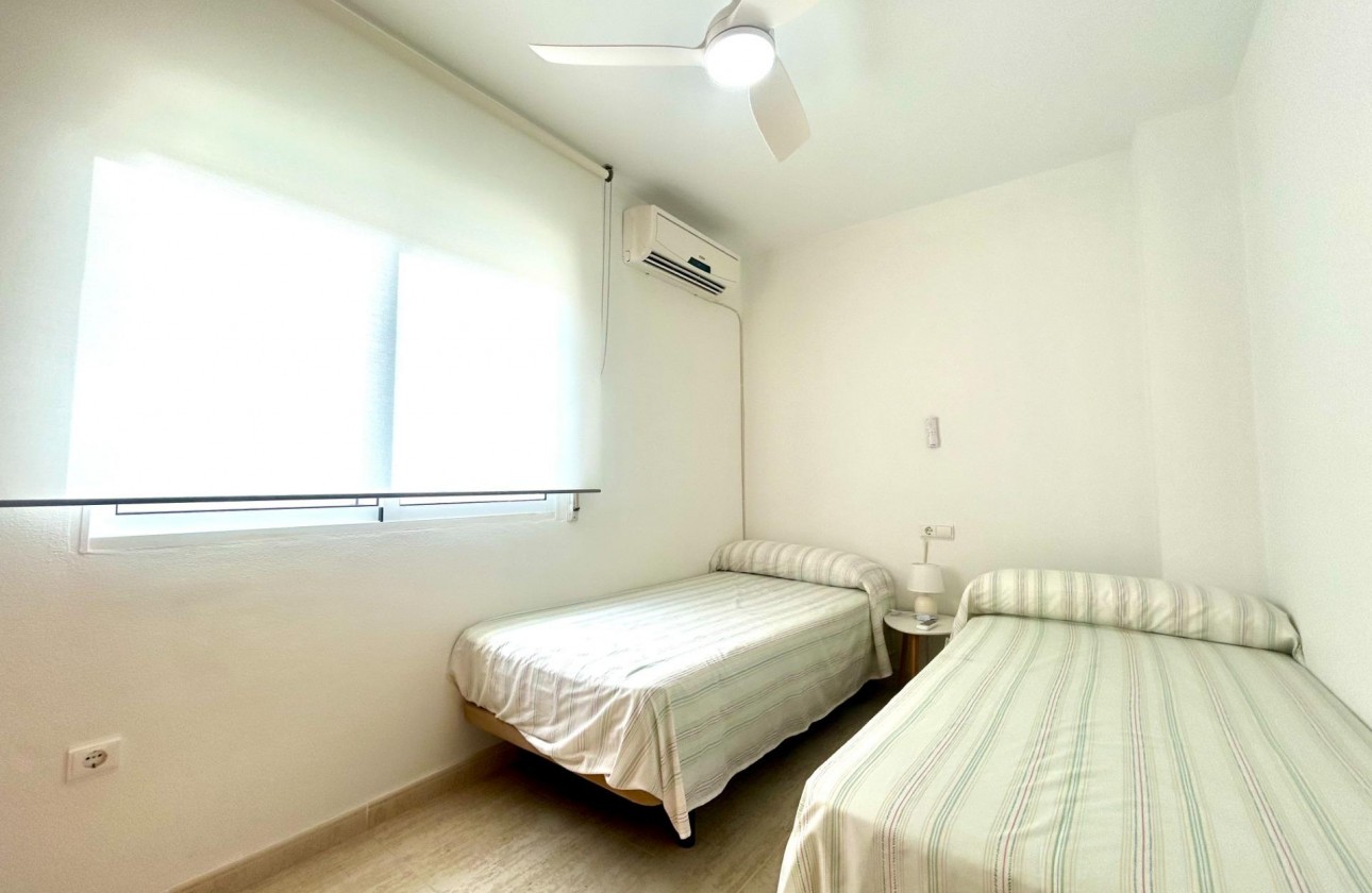 Revente - Villa - Orihuela Costa - Campoamor