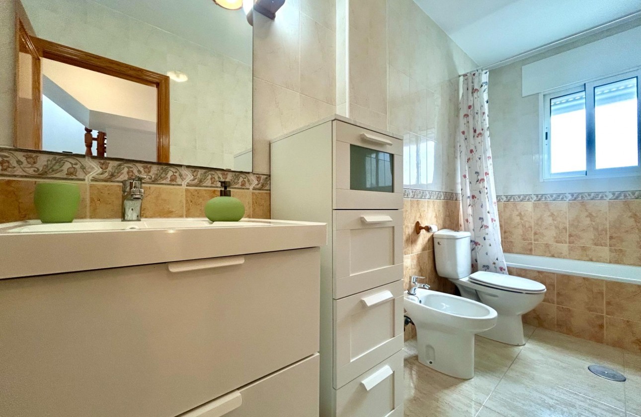 Revente - Villa - Orihuela Costa - Campoamor