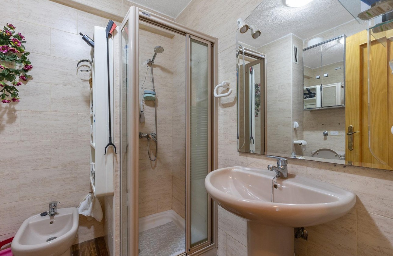 Reventa - Apartamento / piso - Guardamar del Segura - Urb. pinomar