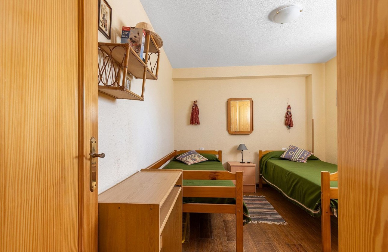 Reventa - Apartamento / piso - Guardamar del Segura - Urb. pinomar