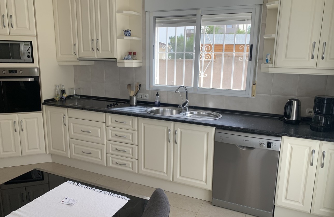 Reventa - Chalet - Algorfa (montemar)