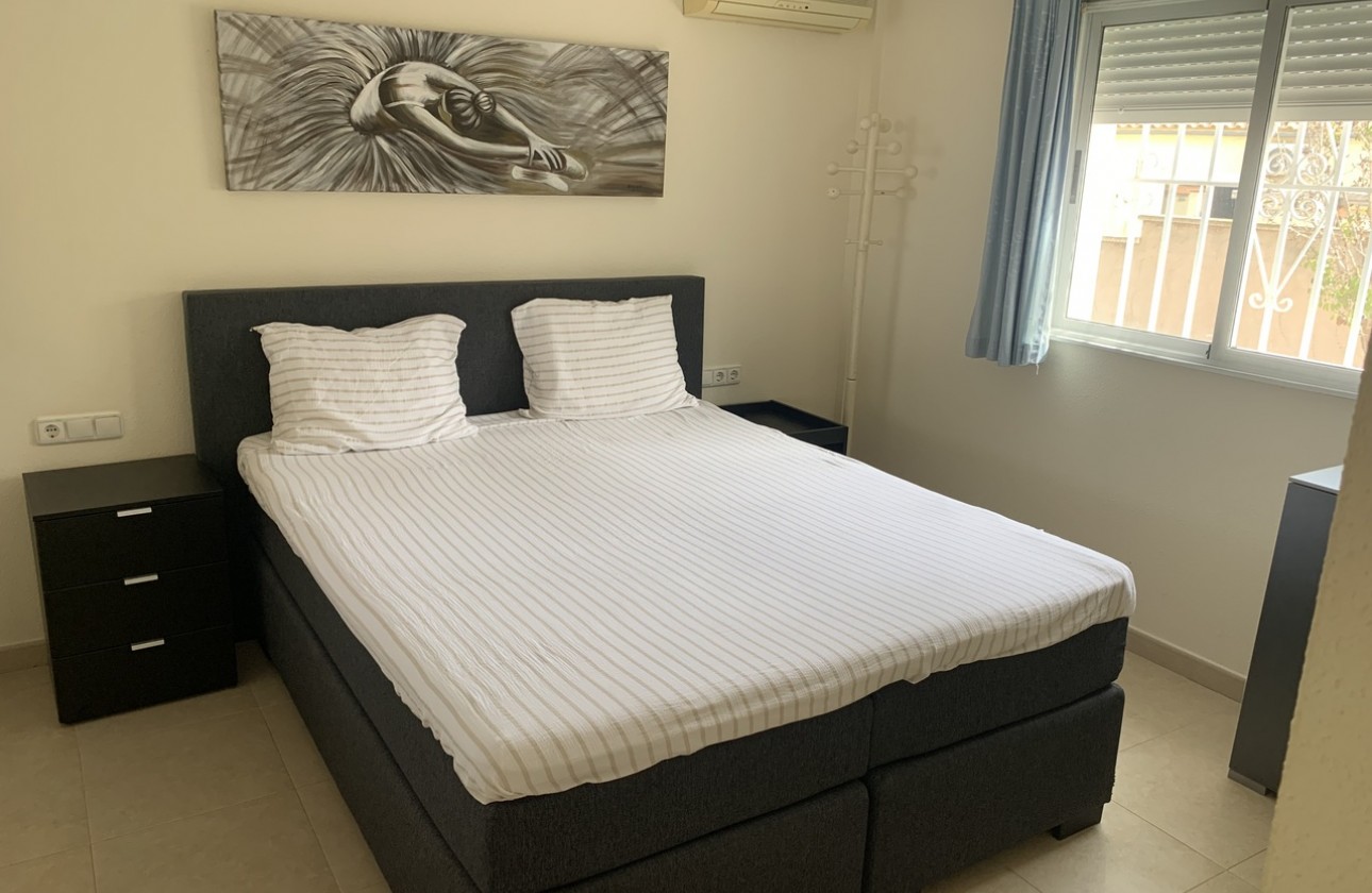 Reventa - Chalet - Algorfa (montemar)