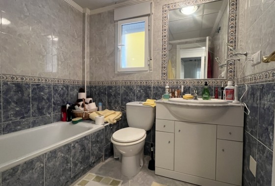 Resale - Apartment / flat - Algorfa