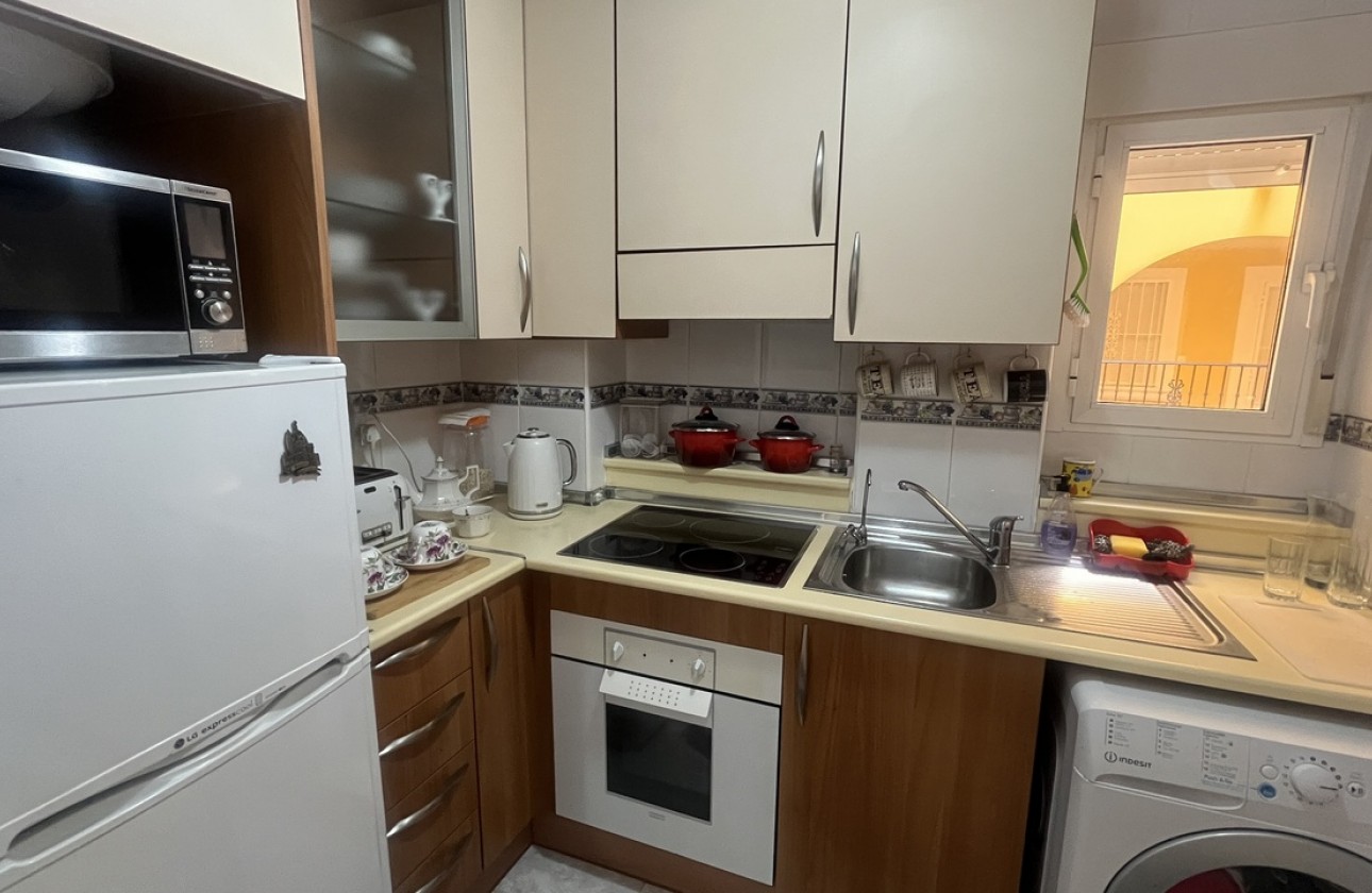 Resale - Apartment / flat - Algorfa