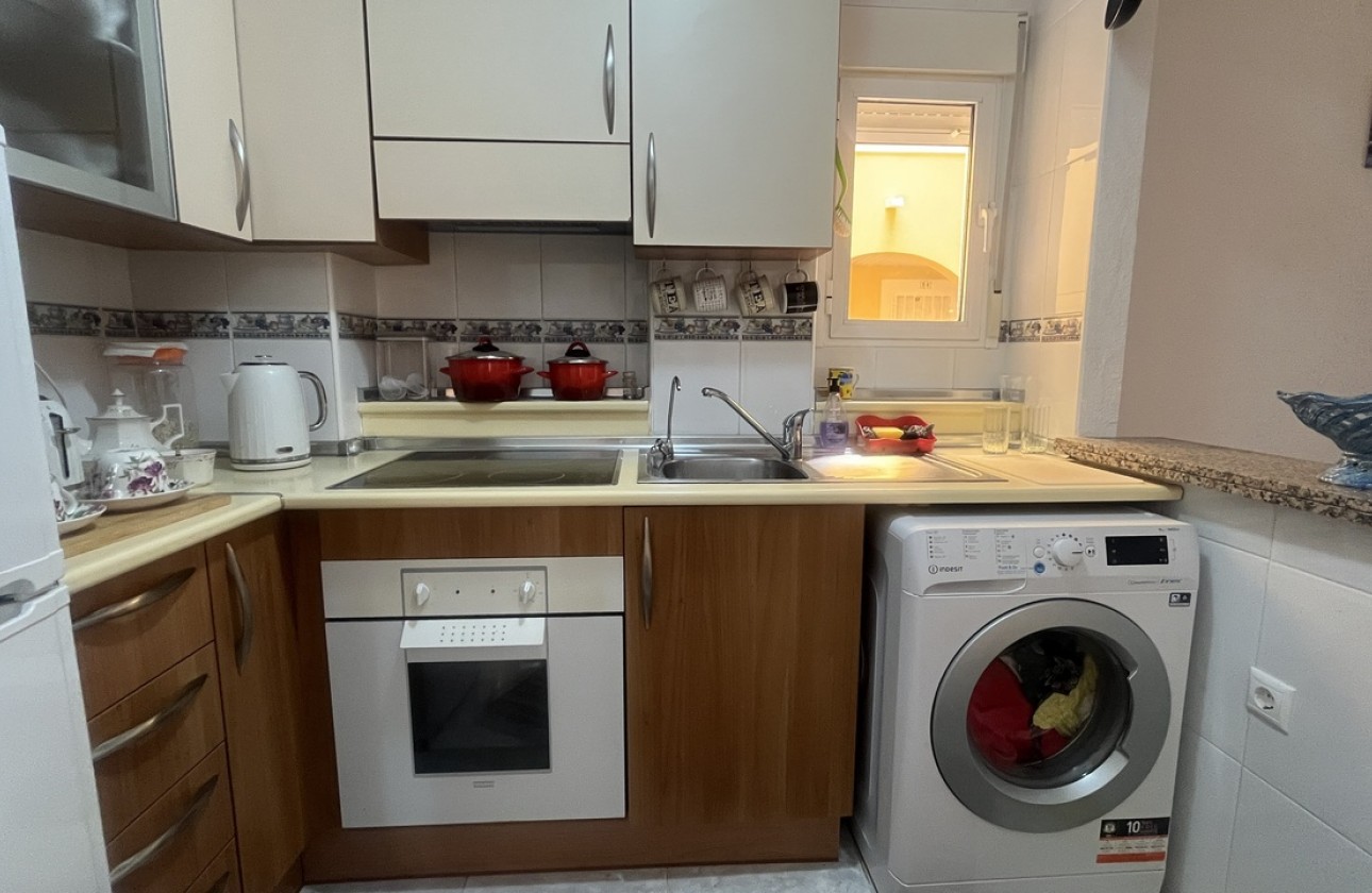 Resale - Apartment / flat - Algorfa