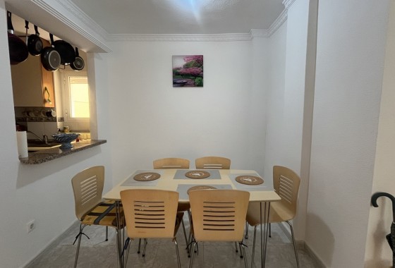 Resale - Apartment / flat - Algorfa