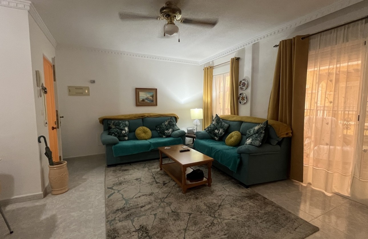 Resale - Apartment / flat - Algorfa