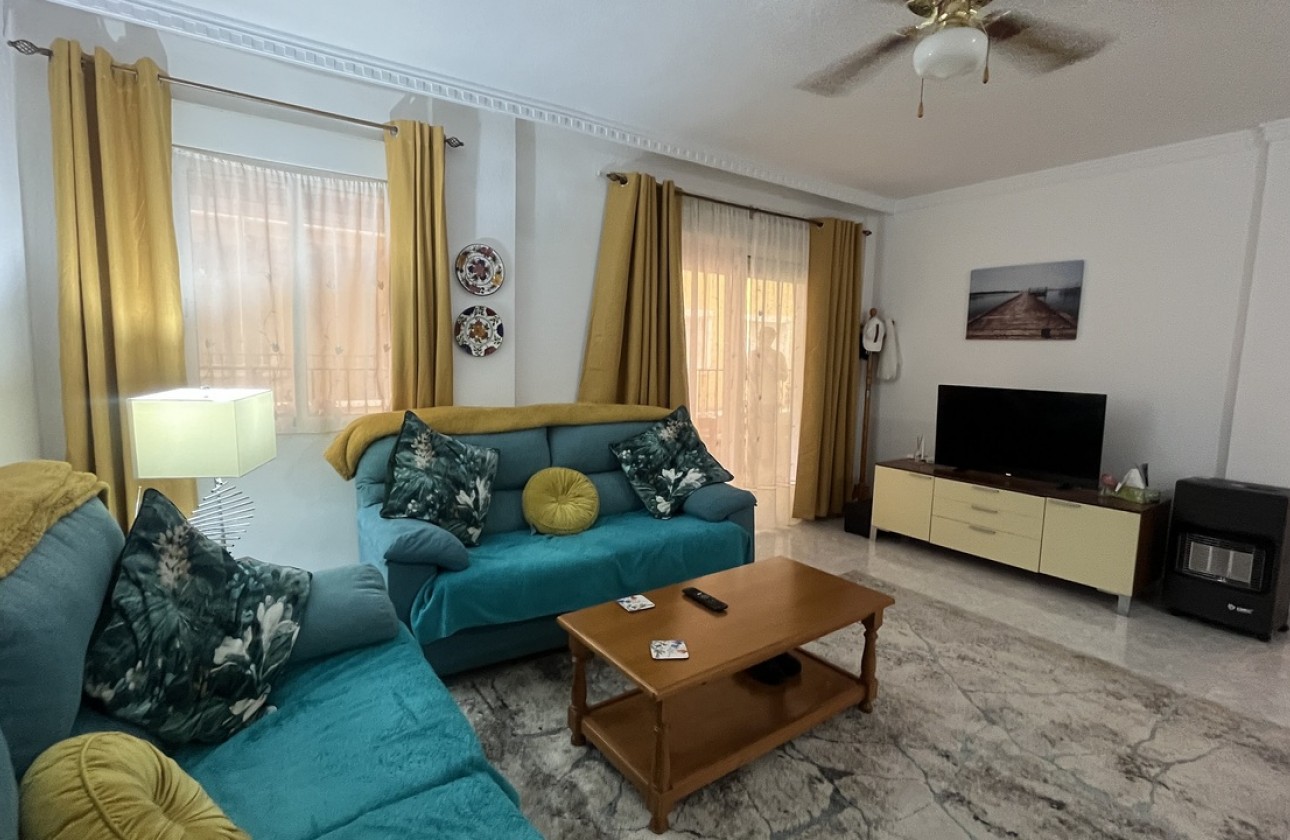 Resale - Apartment / flat - Algorfa