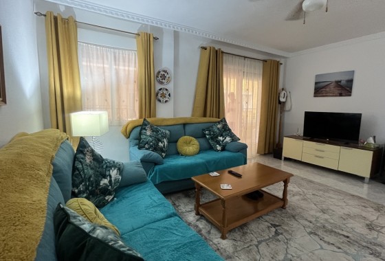 Resale - Apartment / flat - Algorfa
