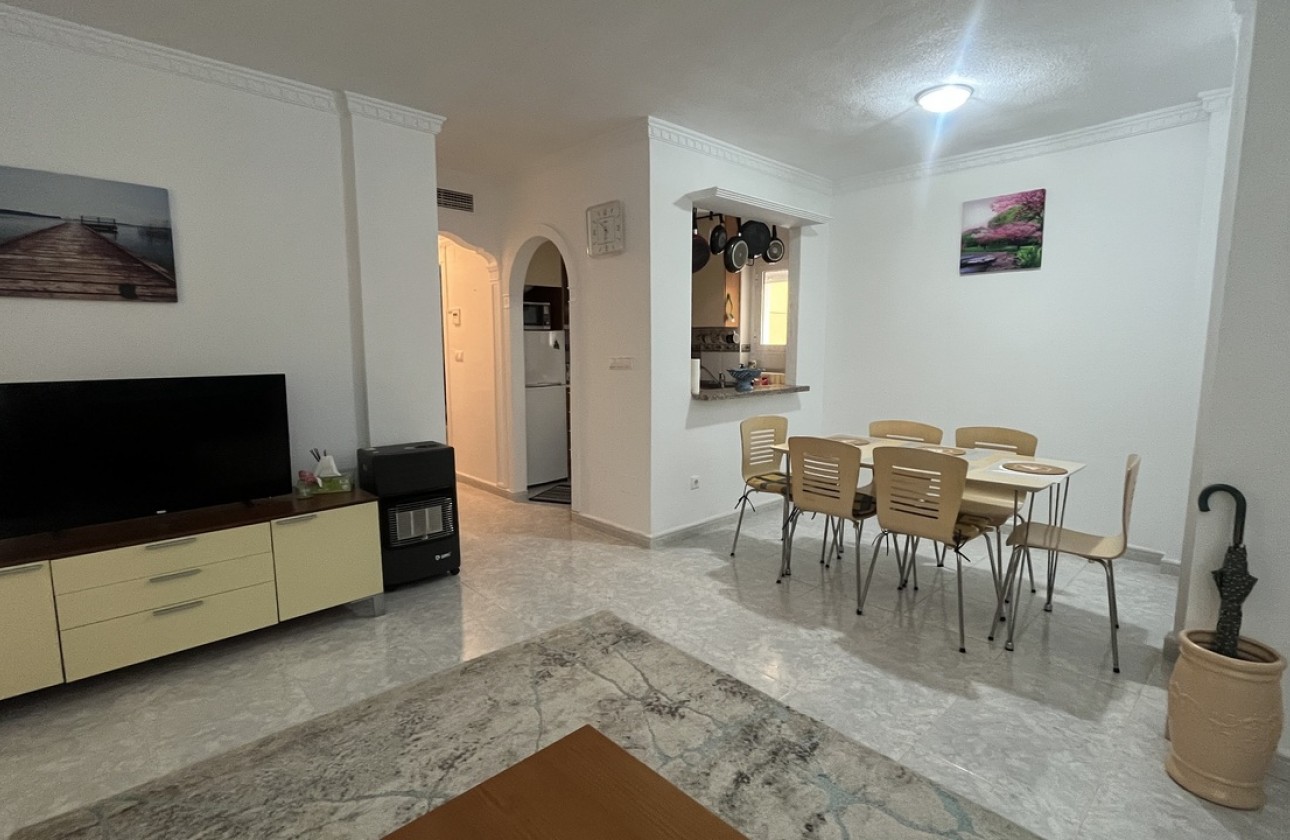 Resale - Apartment / flat - Algorfa