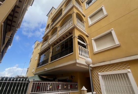 Resale - Apartment / flat - Algorfa