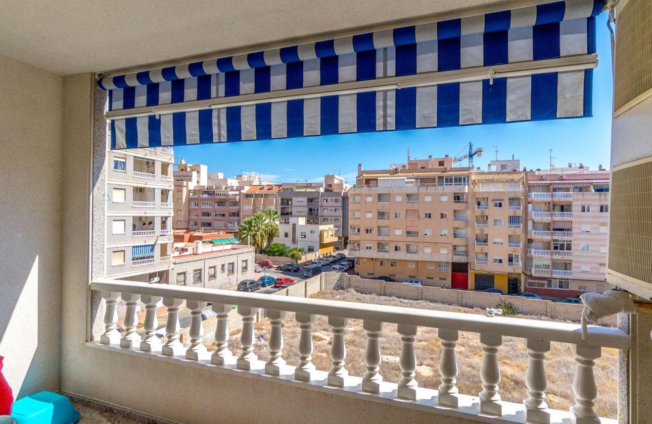 Revente - Appartement - Torrevieja - Centro