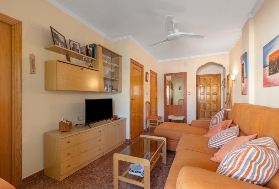 Resale - Apartment / flat - Torrevieja - Centro