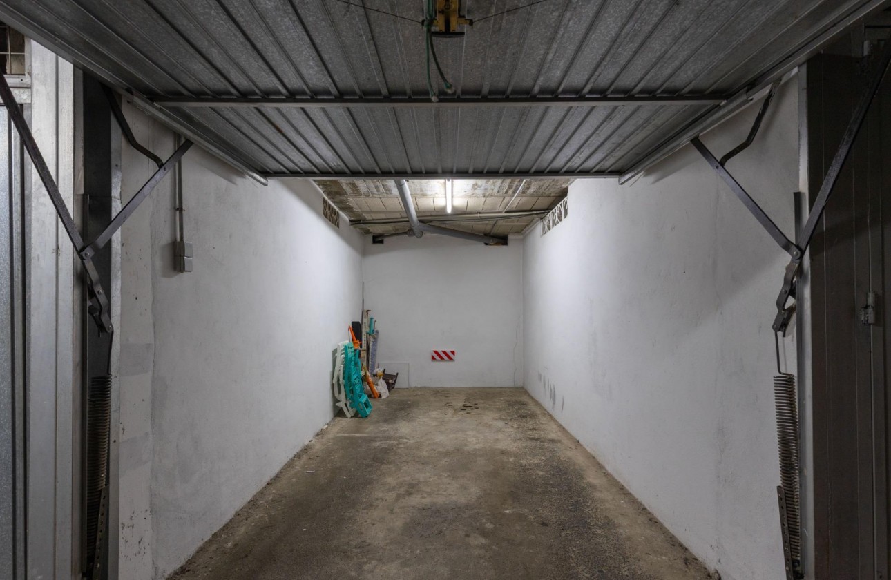 Resale - Apartment / flat - Torrevieja - Centro