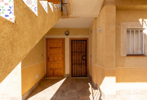 Resale - Apartment / flat - Torrevieja - Centro