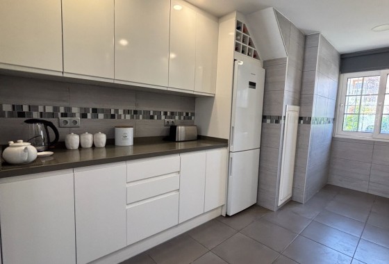 Revente - Villa - Villamartin, Orihuela Costa