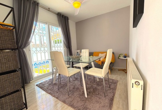 Revente - Villa - Villamartin, Orihuela Costa