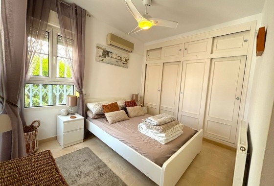 Revente - Villa - Villamartin, Orihuela Costa