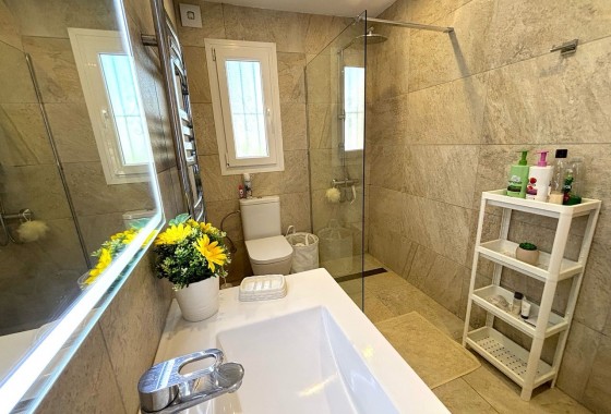 Revente - Villa - Villamartin, Orihuela Costa