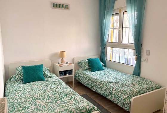 Revente - Villa - Villamartin, Orihuela Costa