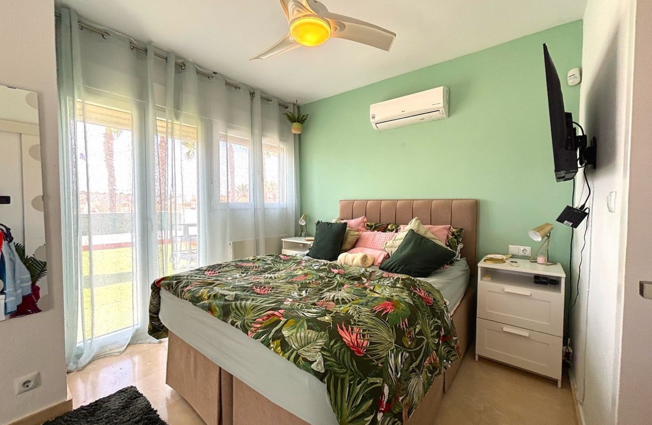 Revente - Villa - Villamartin, Orihuela Costa