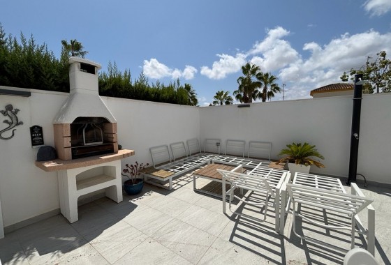 Revente - Villa - Villamartin, Orihuela Costa