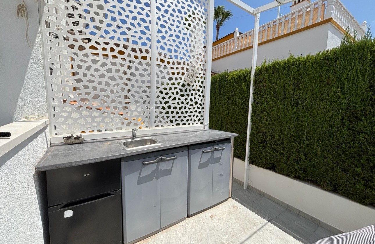 Revente - Villa - Villamartin, Orihuela Costa