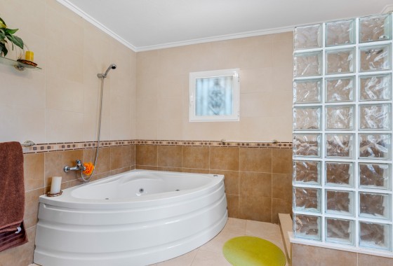 Reventa - Chalet - Jacarilla